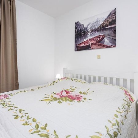 Apartmany Zavetri Losina Ngoại thất bức ảnh