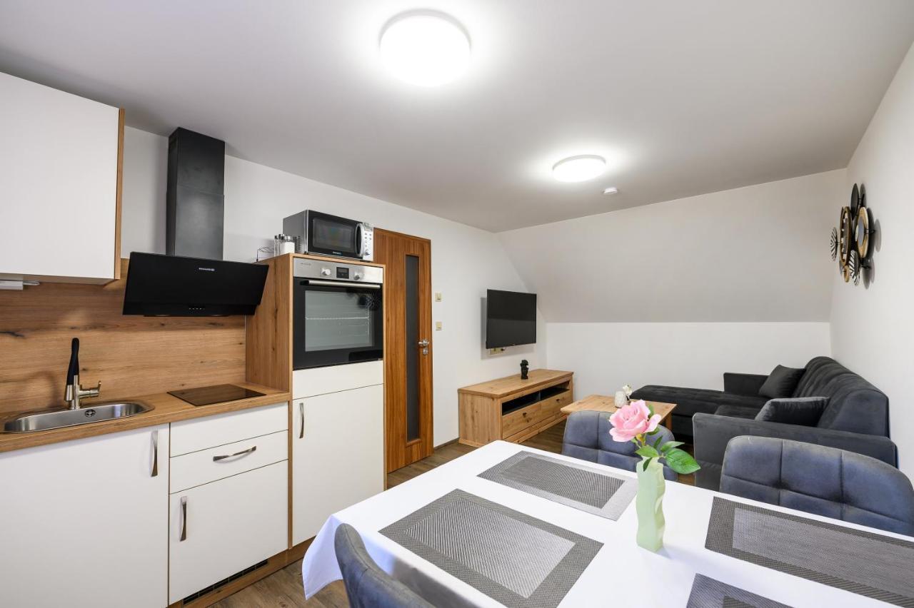 Apartmany Zavetri Losina Ngoại thất bức ảnh