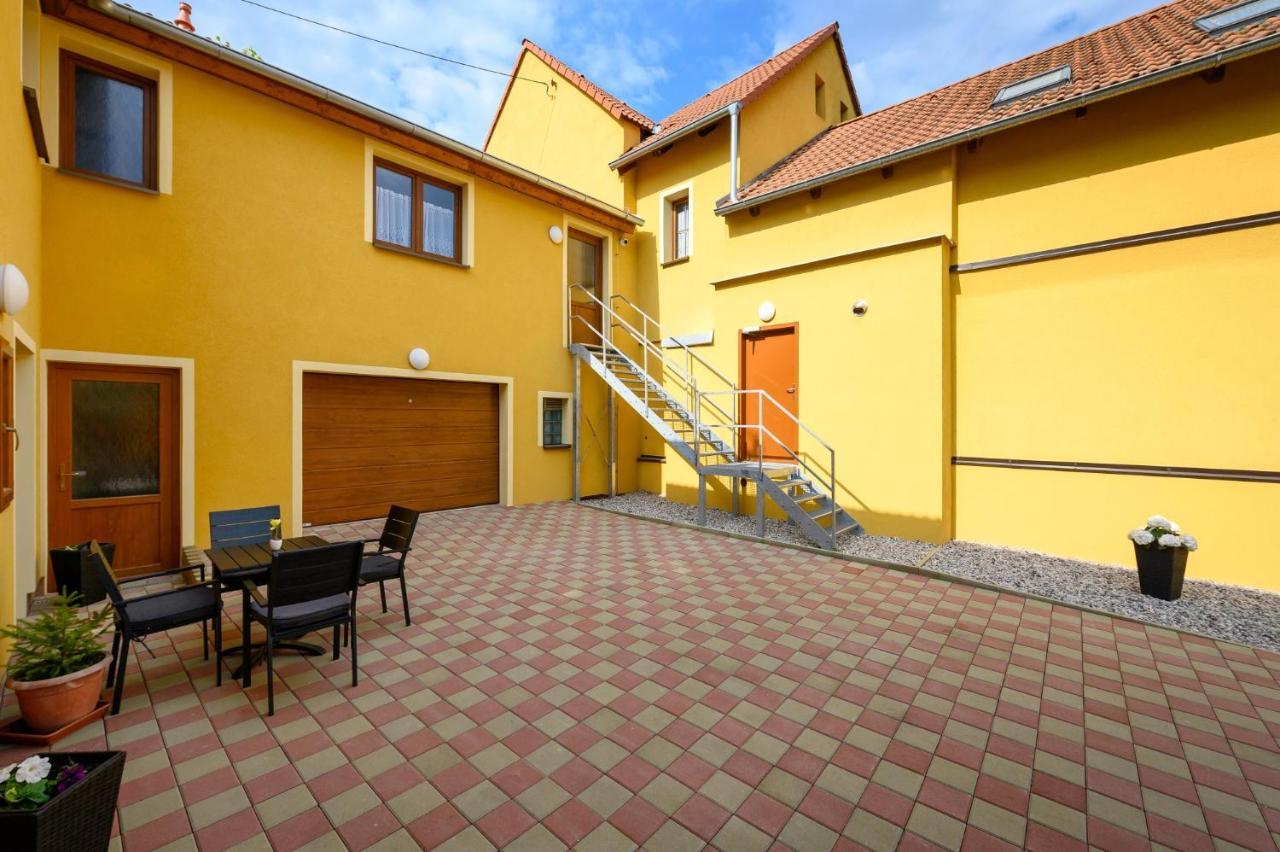 Apartmany Zavetri Losina Ngoại thất bức ảnh