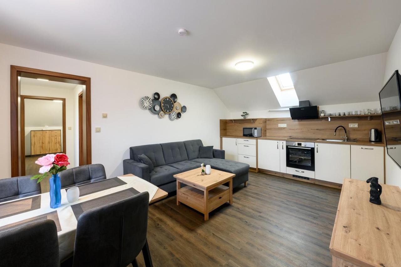 Apartmany Zavetri Losina Ngoại thất bức ảnh