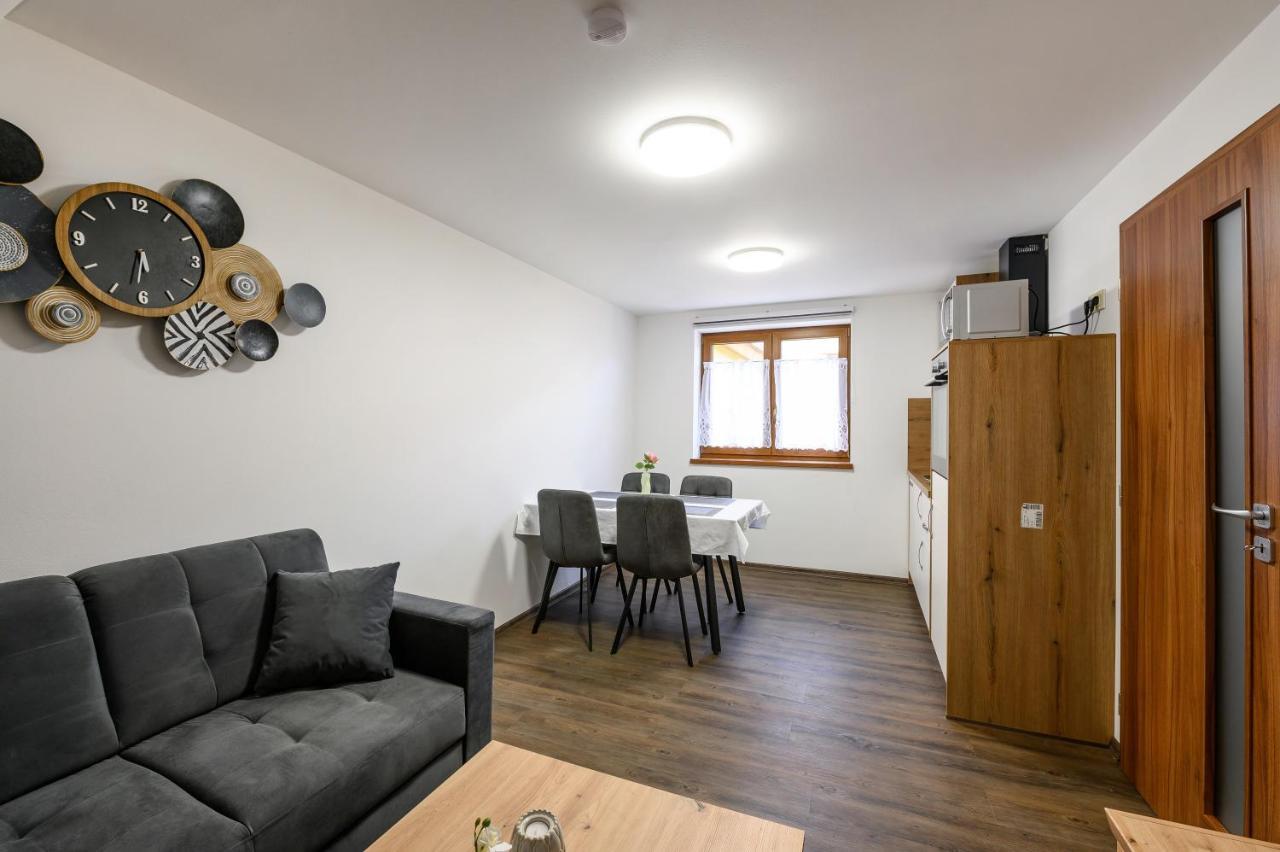 Apartmany Zavetri Losina Ngoại thất bức ảnh