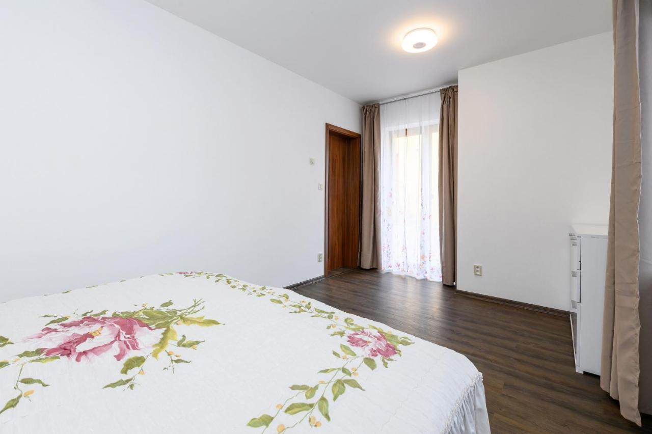 Apartmany Zavetri Losina Ngoại thất bức ảnh