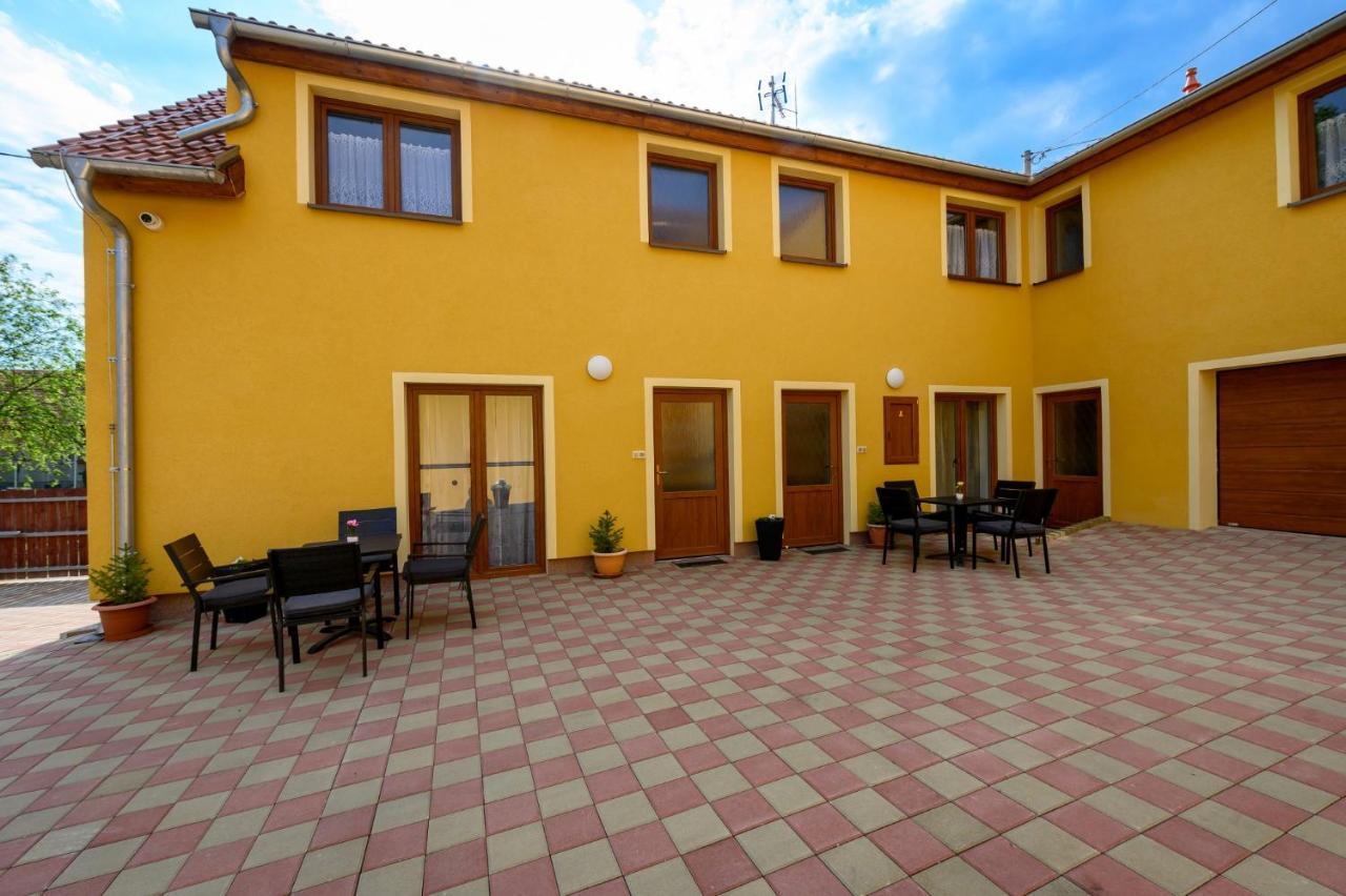 Apartmany Zavetri Losina Ngoại thất bức ảnh